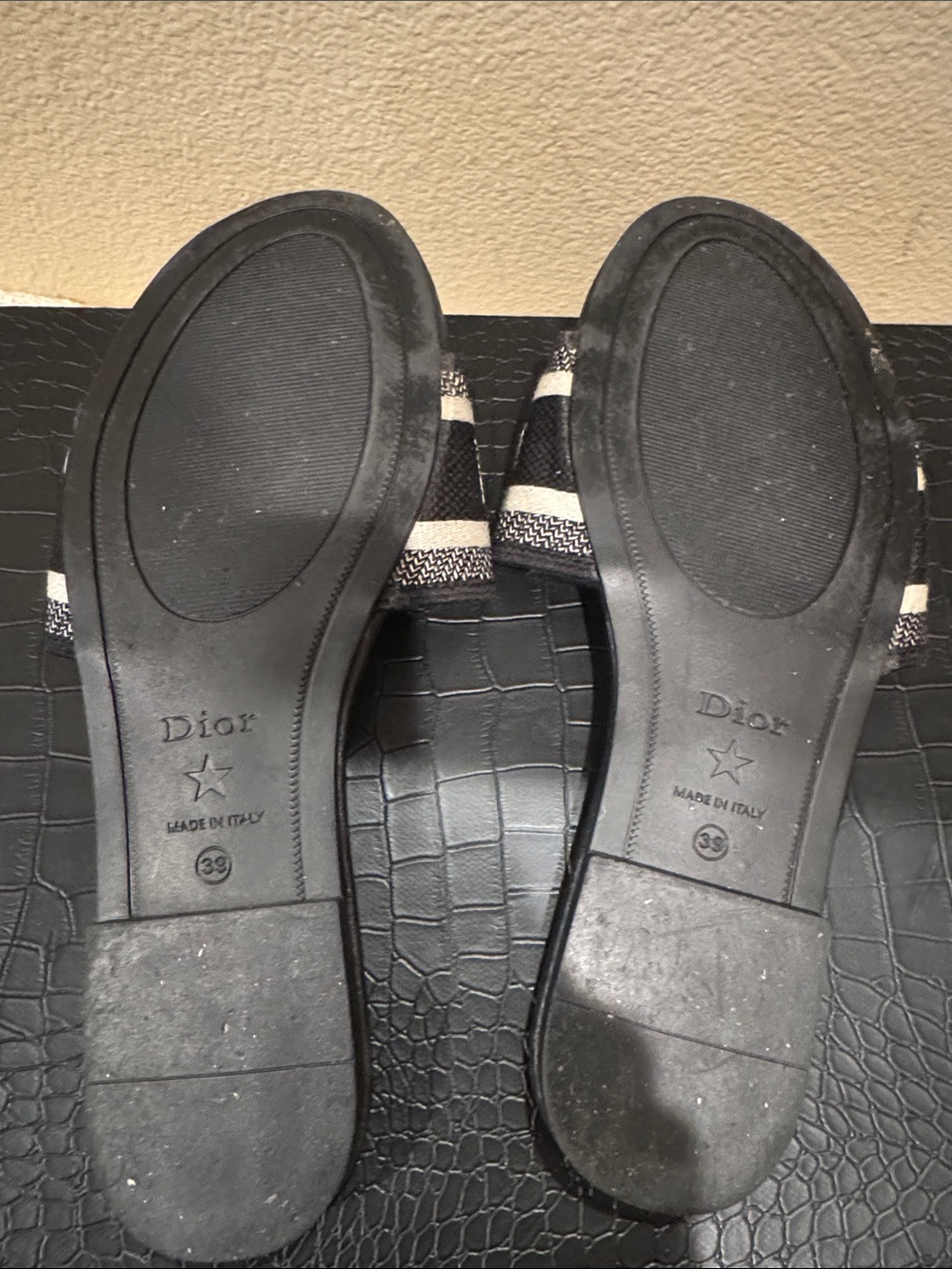 Christian Dior black and Cream Embroidery Sandals Bold Design Slides - Picture 7 of 11